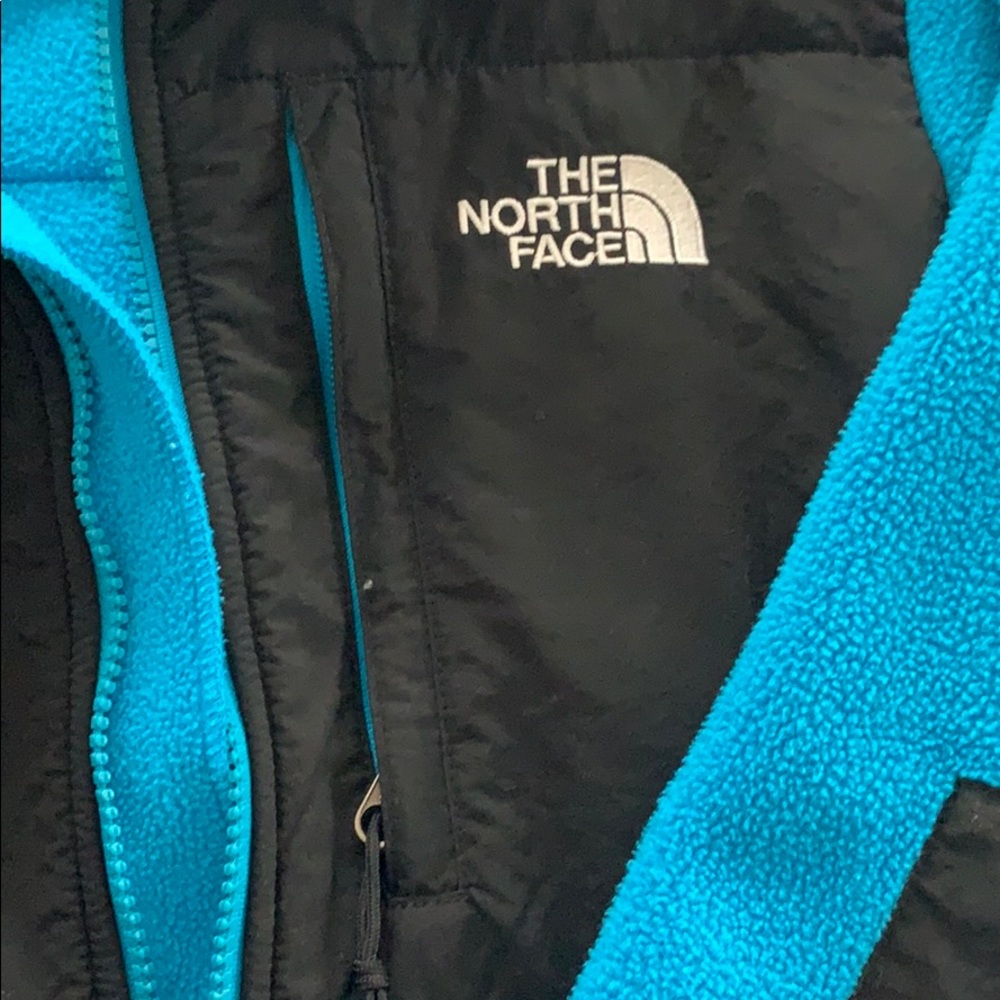 Blue NorthFace Small - Picture 3 of 4